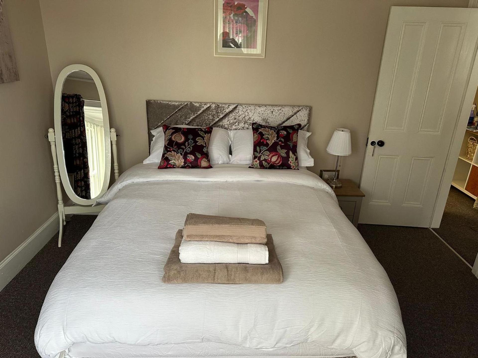 3 Bed Cozy Antrim Apartment With Great Views Esterno foto
